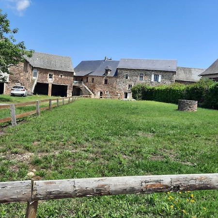 Les Gites De La Bouldoire Le Marronnier Rignac  Exterior foto