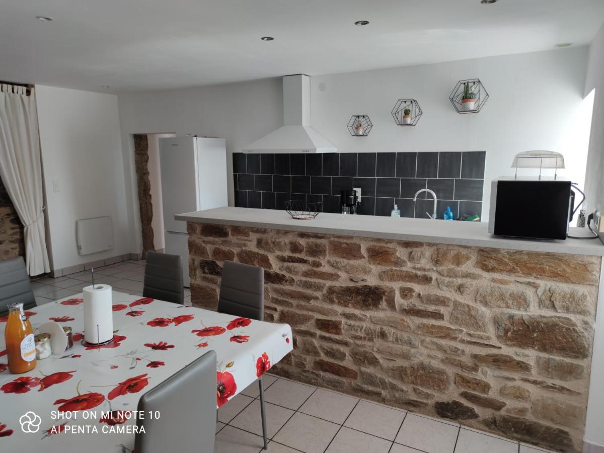 Les Gites De La Bouldoire Le Marronnier Rignac  Exterior foto